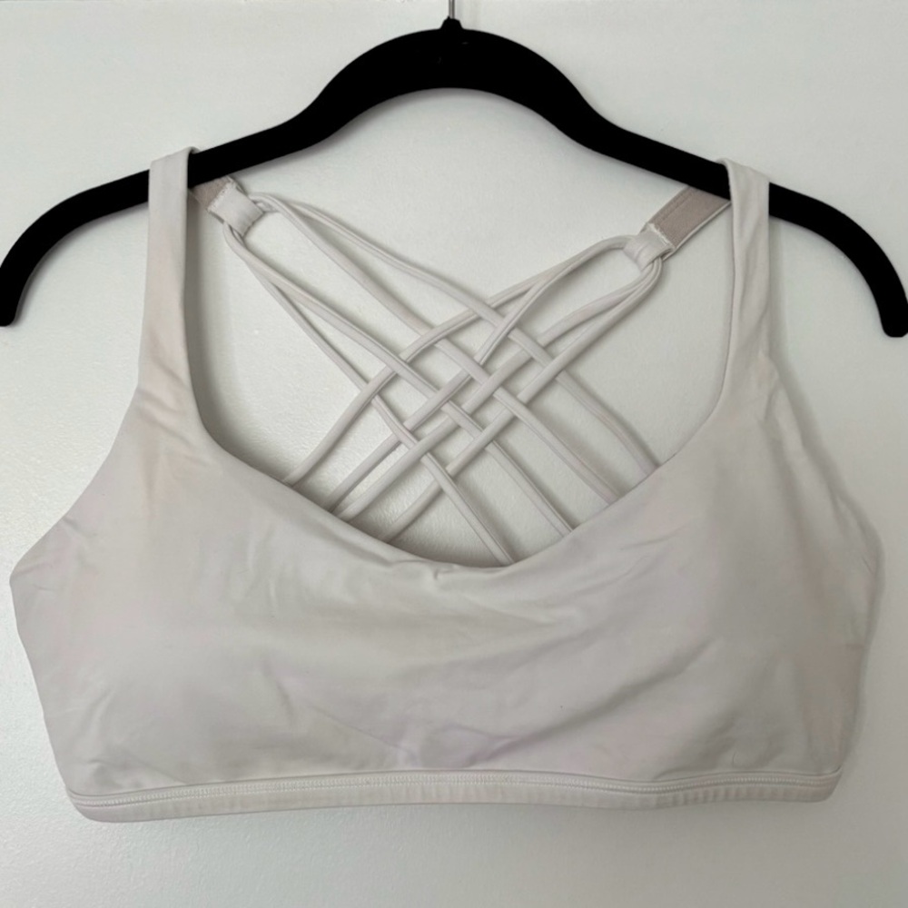 Lululemon Free to Be Wild Sports Bra